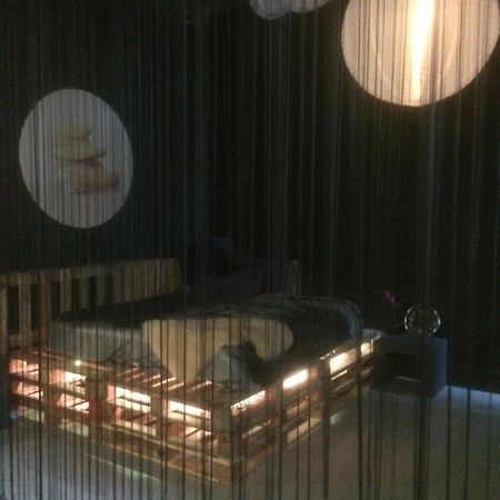 Yurtlife Bed & Breakfast Zaandam Eksteriør bilde